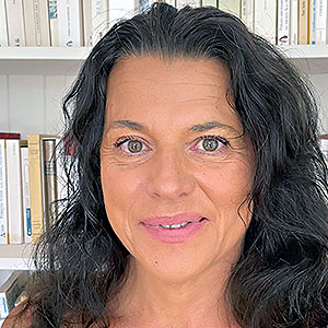 PIERREVILLE Corinne