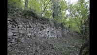 Mur d’enceinte ouest du castrum mérovingien