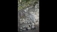 Porte découverte dans le mur d’enceinte sud du castrum mérovingien
